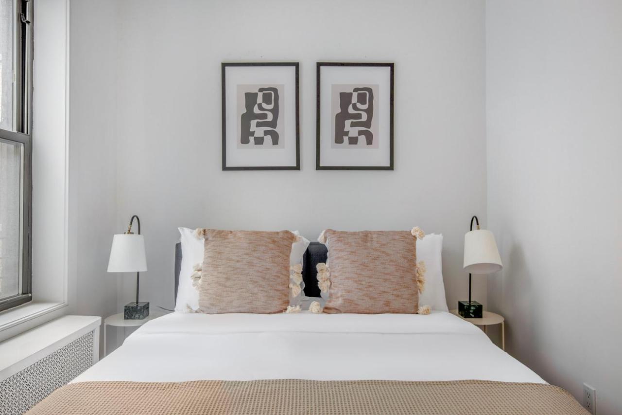 Midtown 2br W Elevator Wd Nr Park Nyc-1248 Appartement *