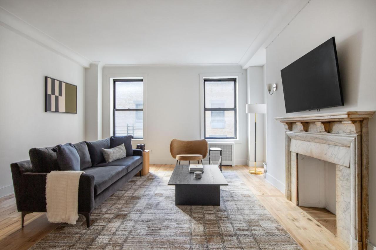 Midtown 2br W Elevator Wd Nr Park Nyc-1248 Appartement *